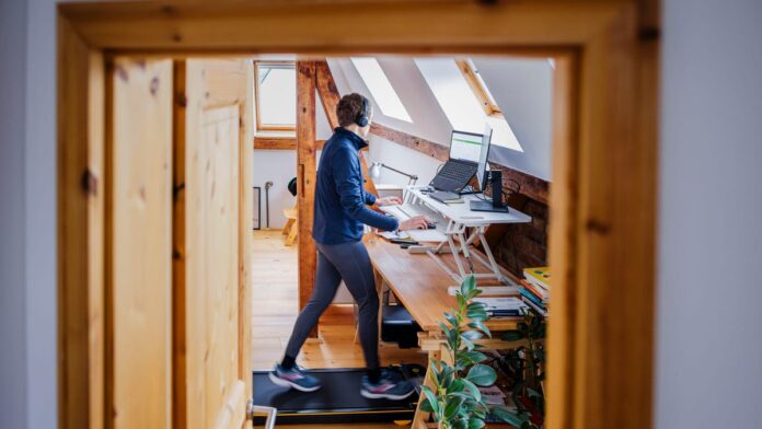 The remote work essentials small business teams are relying on in 2025