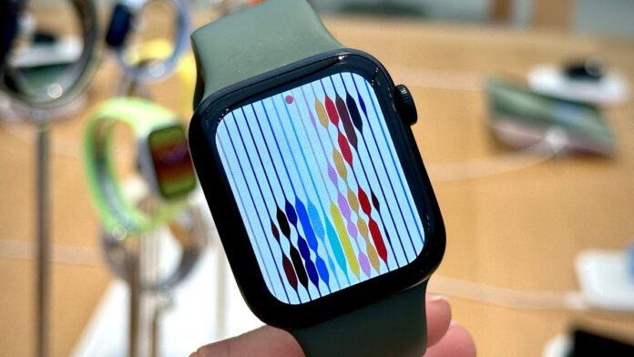 This Apple Watch model is my favorite and I use it daily - right now, it's over 30% off