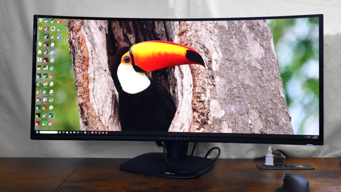 Using the wrong monitor is killing your productivity - here's how I pick the right one